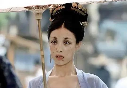 1008年，新科进士李遵勖娶了宋真宗的妹妹万寿公主，洞房花烛夜，驸马兴冲冲地进了