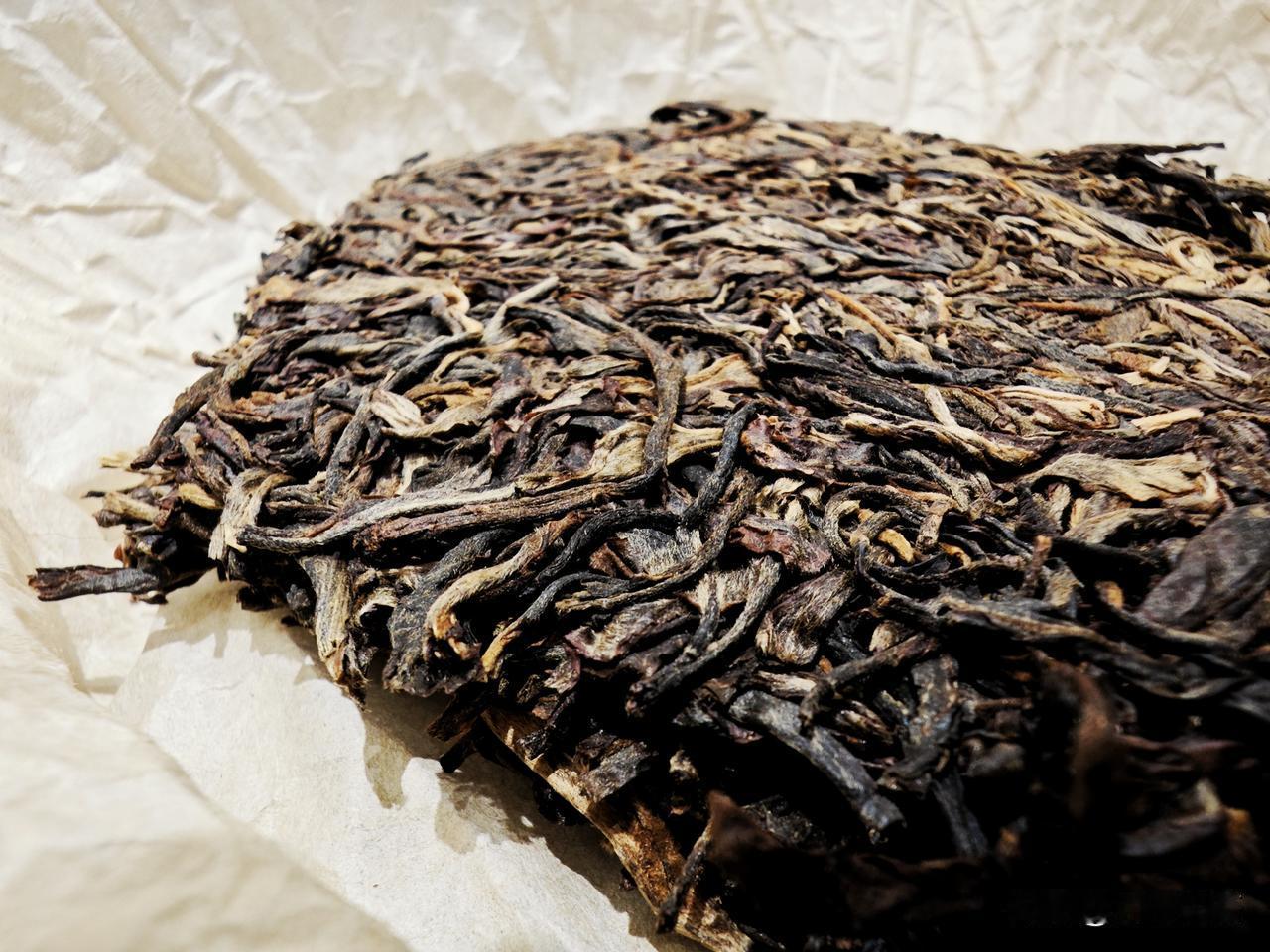 当存了20年的生普成了垃圾，我还能相信“越陈越香”吗？“唉，白存了！”就