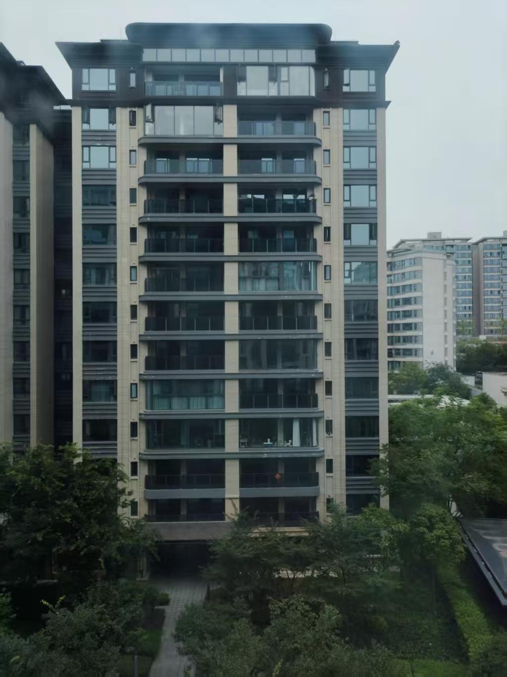 很多人选楼层，先把4楼、14楼、18楼划掉，觉得“数字不吉利”。可真正住过的人