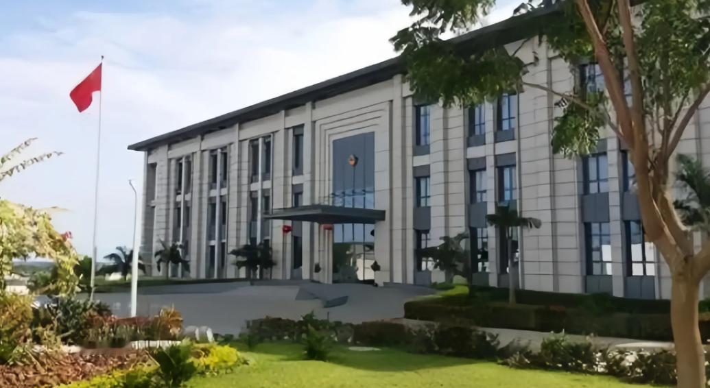 援助菲律宾是否值得中国驻菲律宾大使馆一纸郑重通告全球：中方就菲遭受台风灾害提