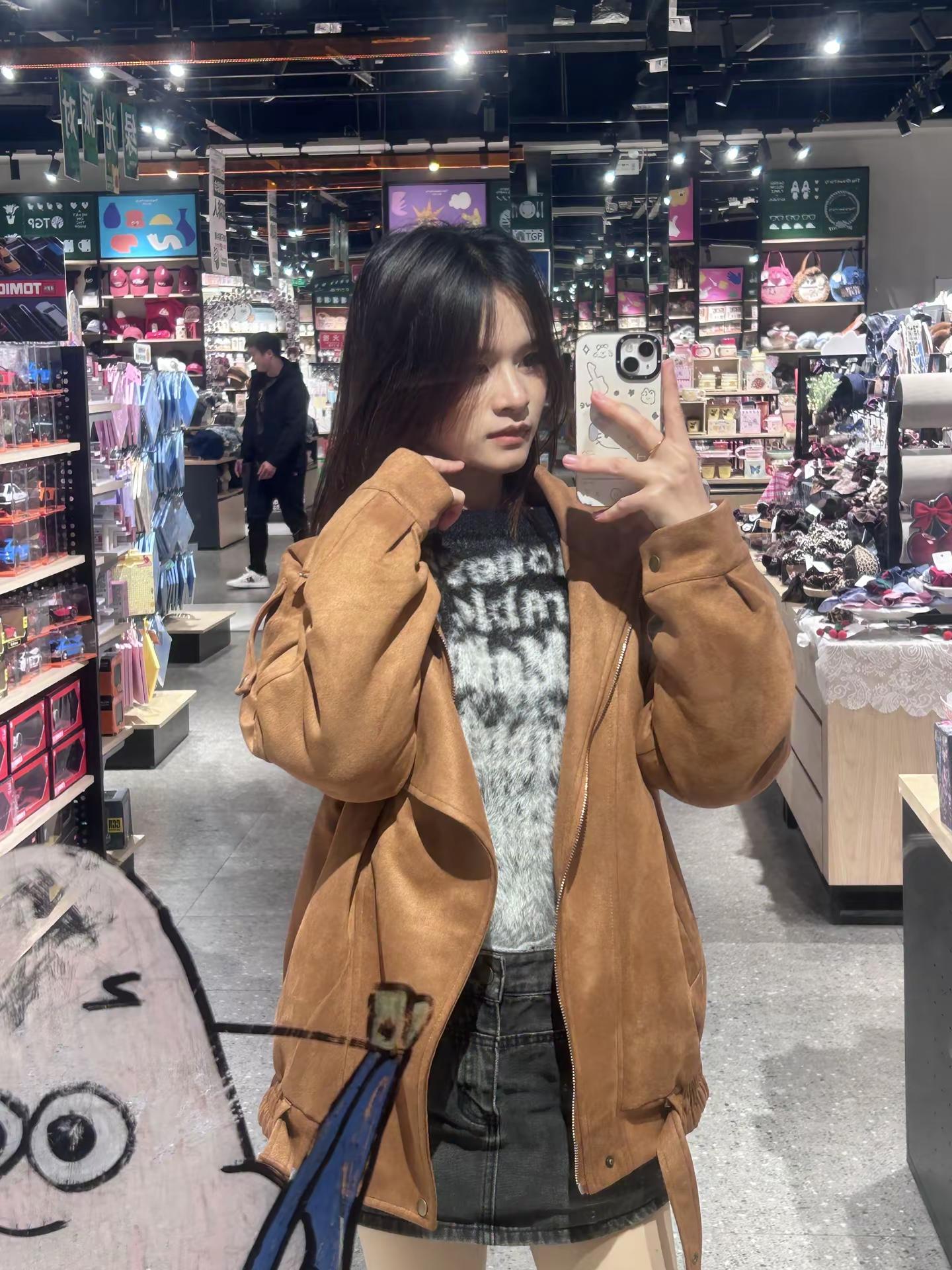 穿搭日记街拍小姐姐穿搭秀ootd穿搭对镜拍<!--{im...