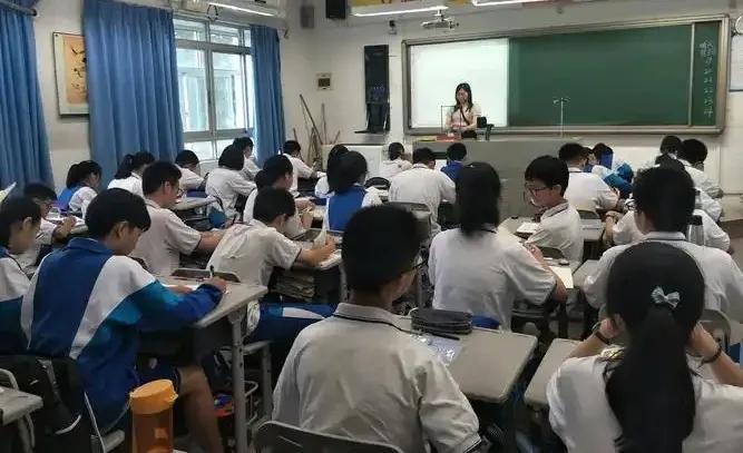 初三孩子注意！90%学霸都在避的学科坑，你还在硬扛吗？明明努力刷题，分数总上不去