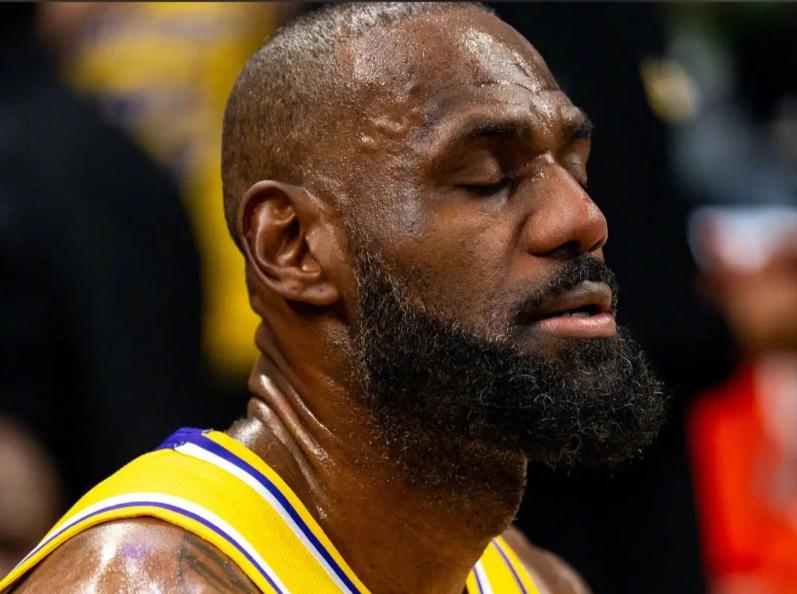 完了，这是不给湖人留活路啊，你们非得这么干啊！刚才ESPN公布了明天湖人和爵士