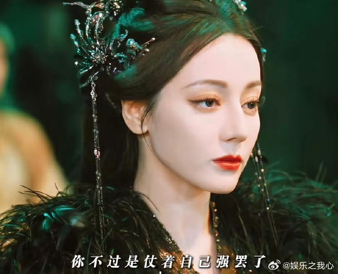 白日提灯反派骂女主台词在众多的小说、影视剧情里，反派与女主的交锋总是格外精彩，尤