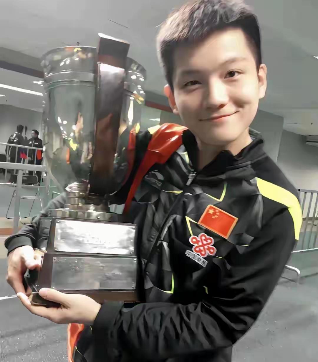 一身戎装为国出征，初心滚烫便不负韶华。只要心怀热爱、为国争光，即便日后不再征