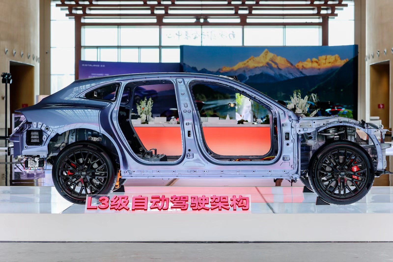 今晚开启预售的旗舰GX7，跟GT7一样，都是直接面向L3级别的硬件架构其实