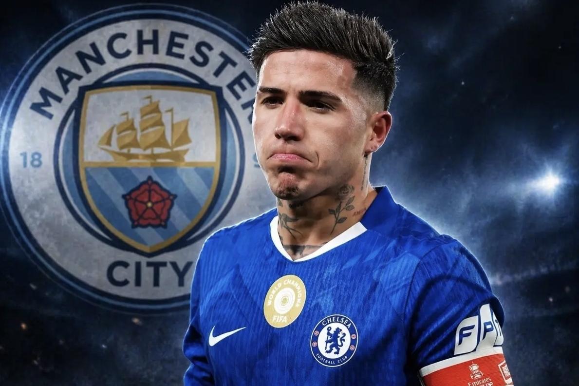 【恩佐进入曼城视野】重磅消息！据TheAthletic报道，切尔西中场核心恩佐