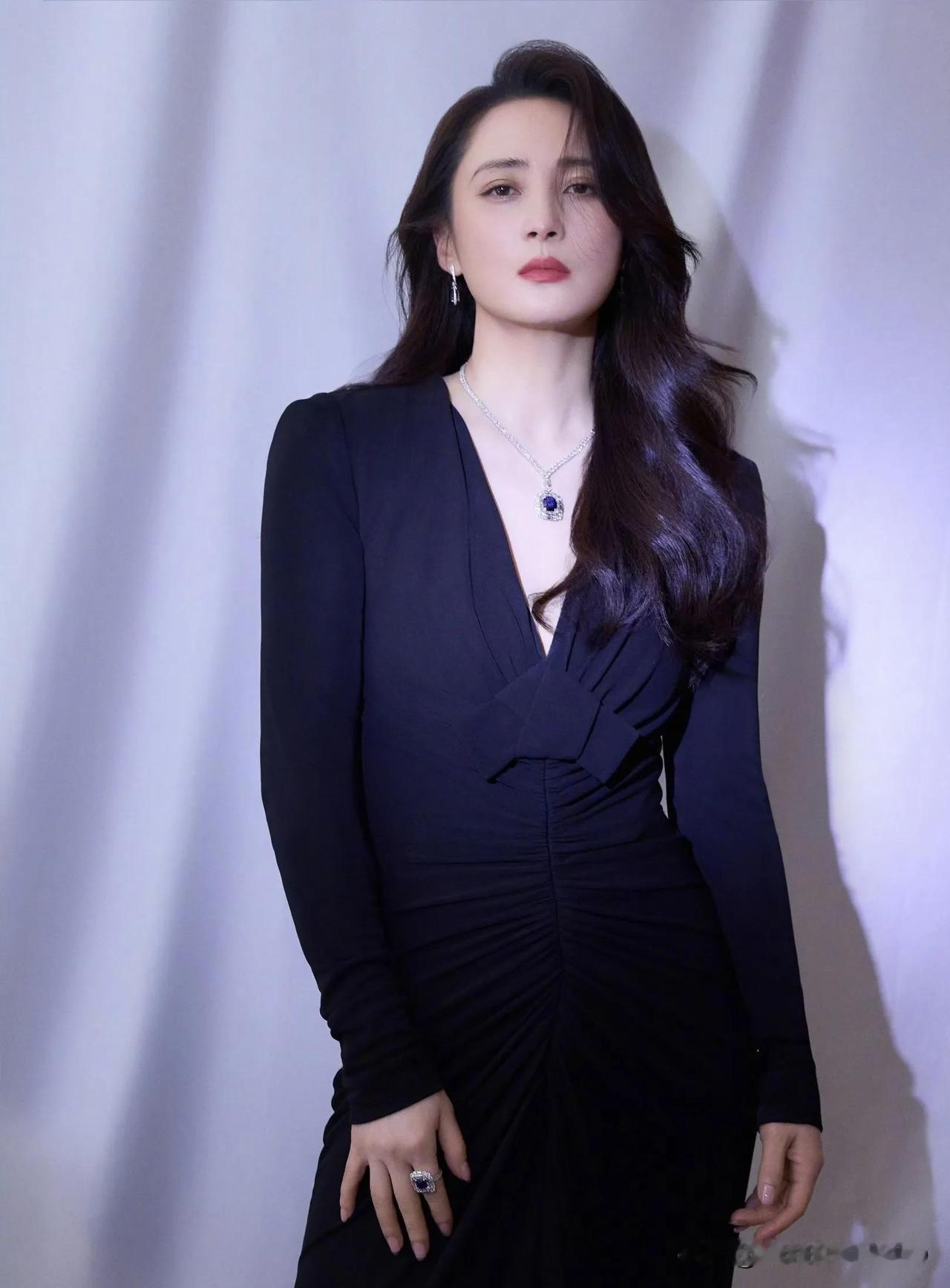 蒋勤勤魅力美图