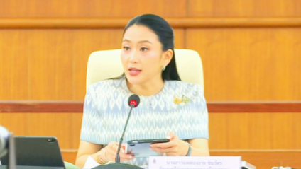 8月27日，泰国文化部部长佩通坦女士主持召开了泰国第三次国家文化委员会会议，在