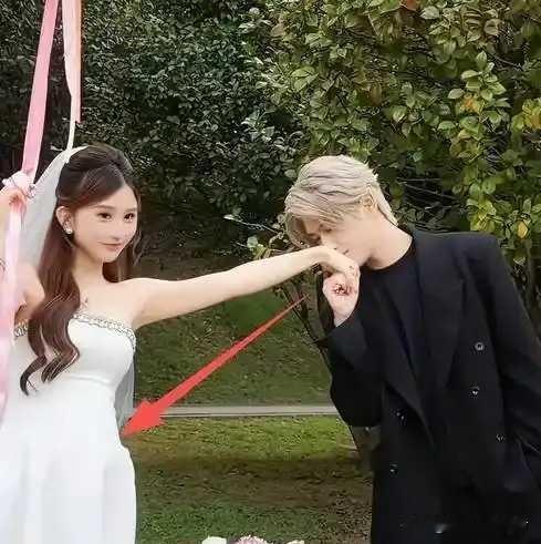 鹿哈官宣产女，真是太快了，这个靠着鹿晗名气火起来的网红，真是注定要吃一辈子鹿晗的