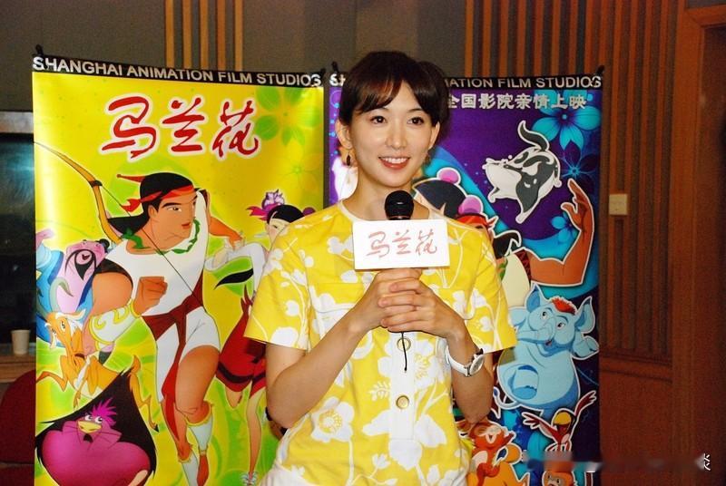 51岁林志玲惊艳亮相活动林志玲写真照车模林志玲51岁的林志玲又美出圈了！12