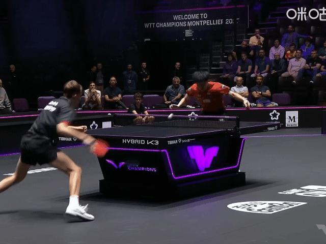 林昀儒鏖战五局首轮晋级！今日凌晨两点多，随着法国观众口哨声、小喇叭声、锣鼓声的