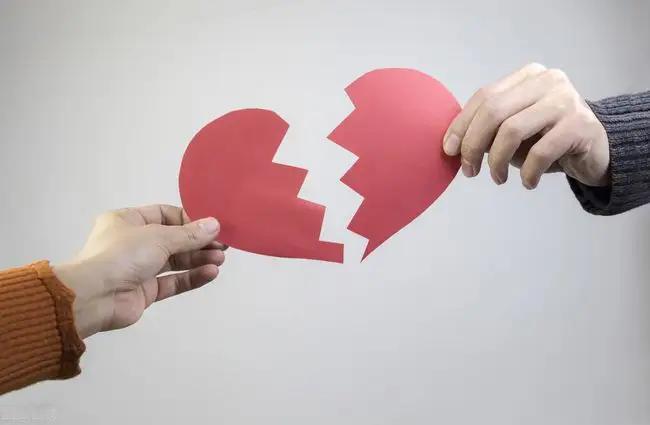 我观察，这几年不止结婚率，再婚或复率也在走低！以前不管男女，离婚后可能很快又会进