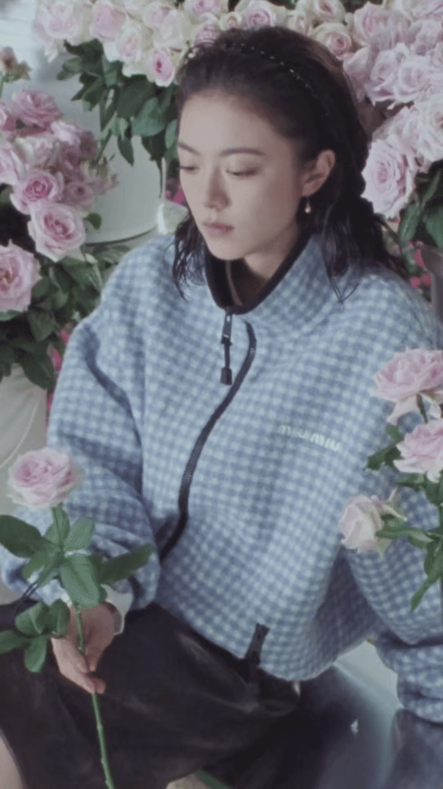 赵今麦出镜MiuMiu全新七夕短片❤️