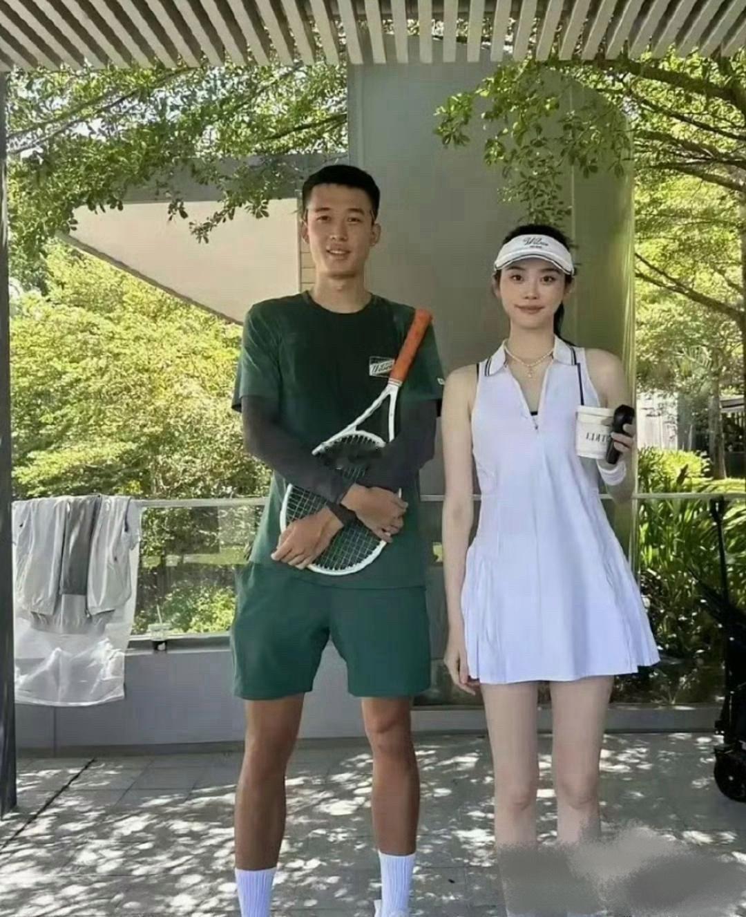 奚梦瑶照片一般但是真人巨美！