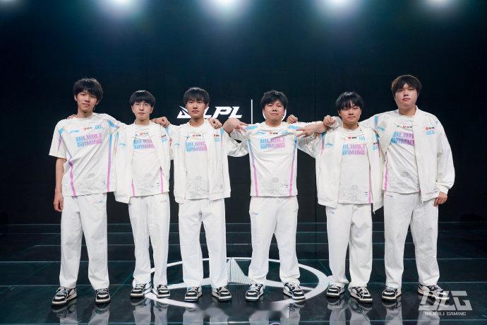 与德杯相性不符？BLG上赛季征战6人均无缘德杯淘汰赛包括换队的ELK在昨日结