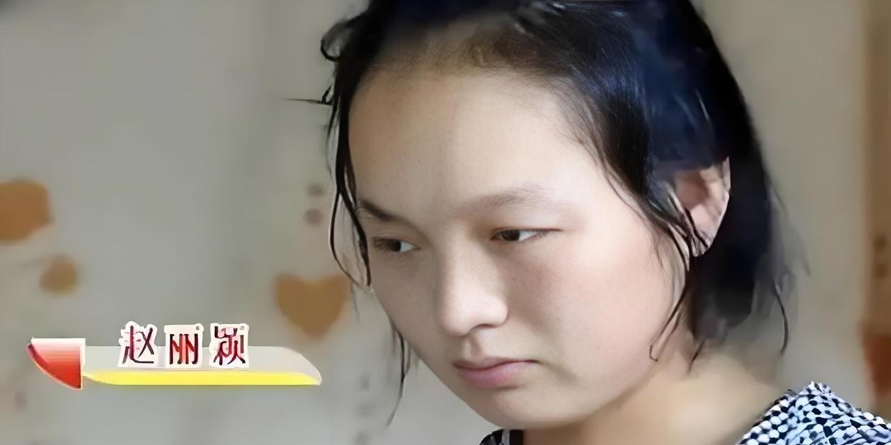 2017年河南一55岁男子，靠着每月3000块钱的工资，供养女读书，没想到的是，