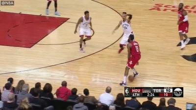 6年前，哈登的一个绝妙节奏过人。哈登