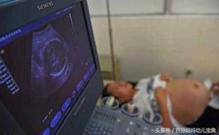 90后孕妈怀孕35周, 被迫剖腹产生下“绿娃娃”, 医生怒斥无知!
