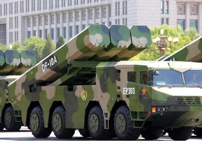 为何东风100导弹只露面一次？说白了，还是因为东风100太强了，连美国都感到害怕