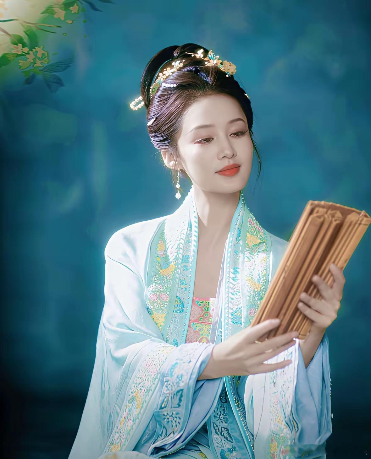 这次春晚中的李沁你可以说她演技差，也可以说她年纪大但唯独有一点，我们大家都喷不了