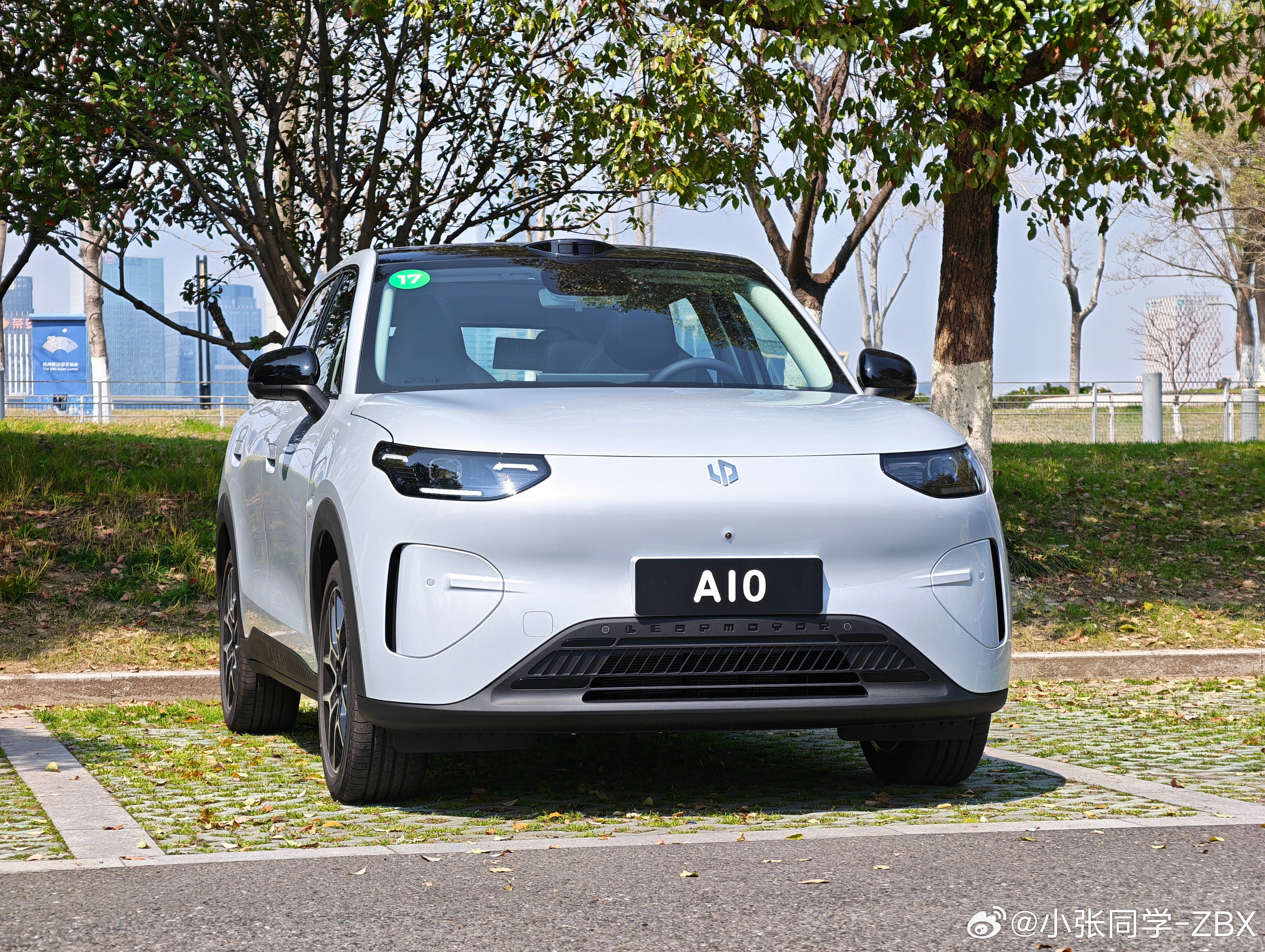 零跑A10价格比我猜的6.98万元还要便宜4000，只需要6.58万元起。505