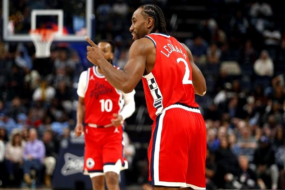 怎么保护伦纳德？卢指导给出了答案。快船两连败，防守漏成筛子，加兰老被点名。泰