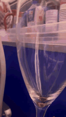 人怎么能外向成这样！空姐备注：经济舱大水牛！