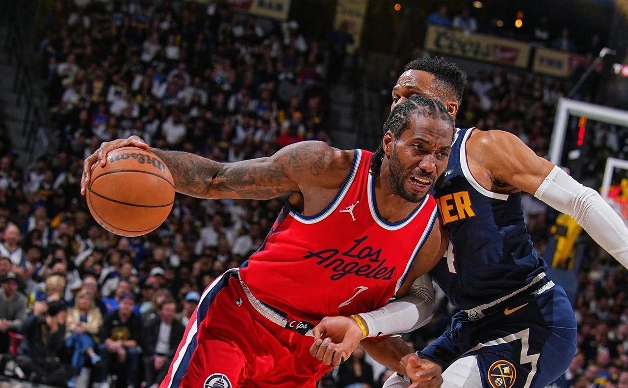 这个赛季，奢侈税交得越多，成绩约拉垮。如：骑士——本赛季球队薪资22860万美