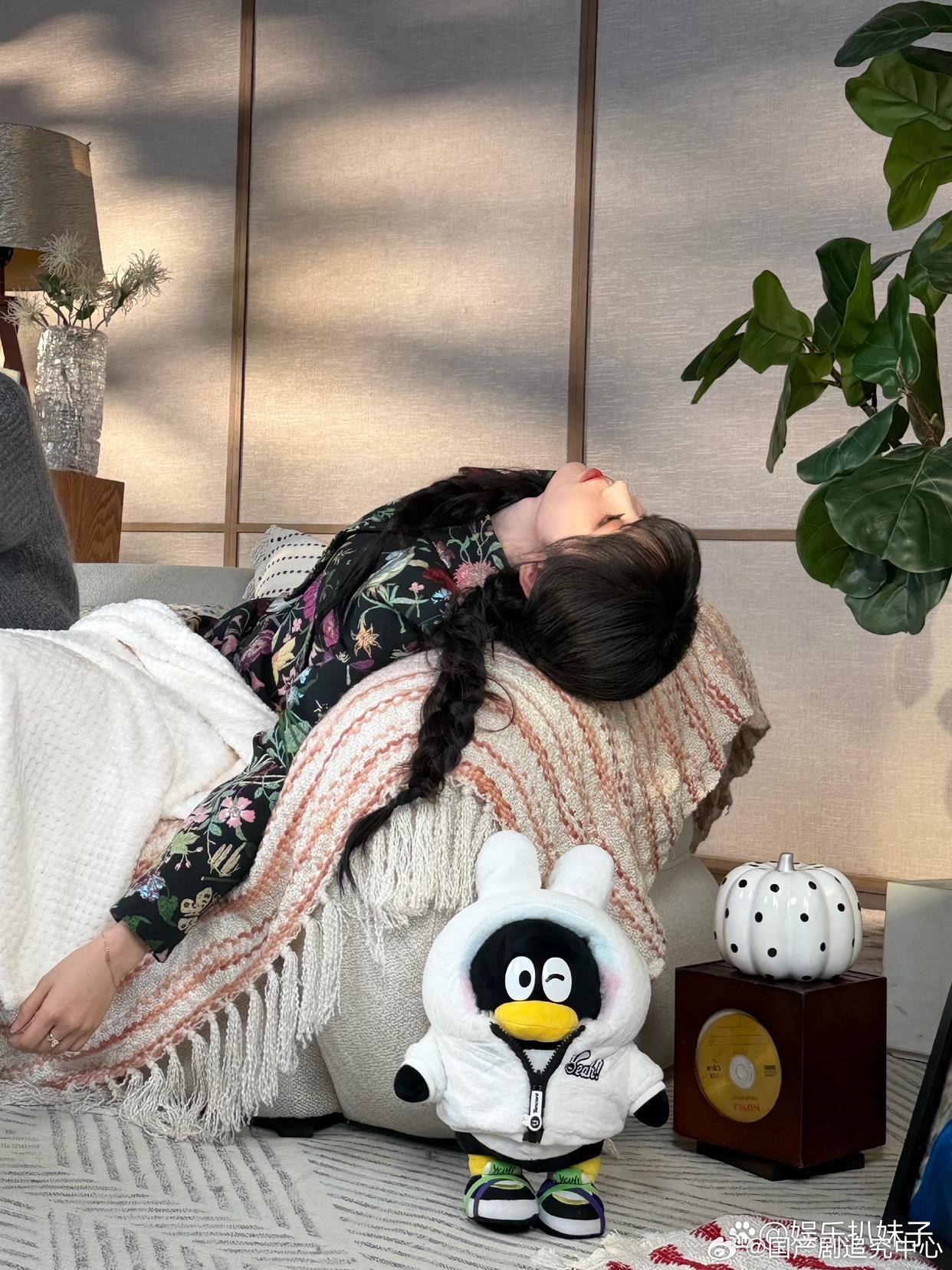 1.阚清子现在又开始减肥了，但她的状态一般身体也需要调理，团队都不想她太极端。2