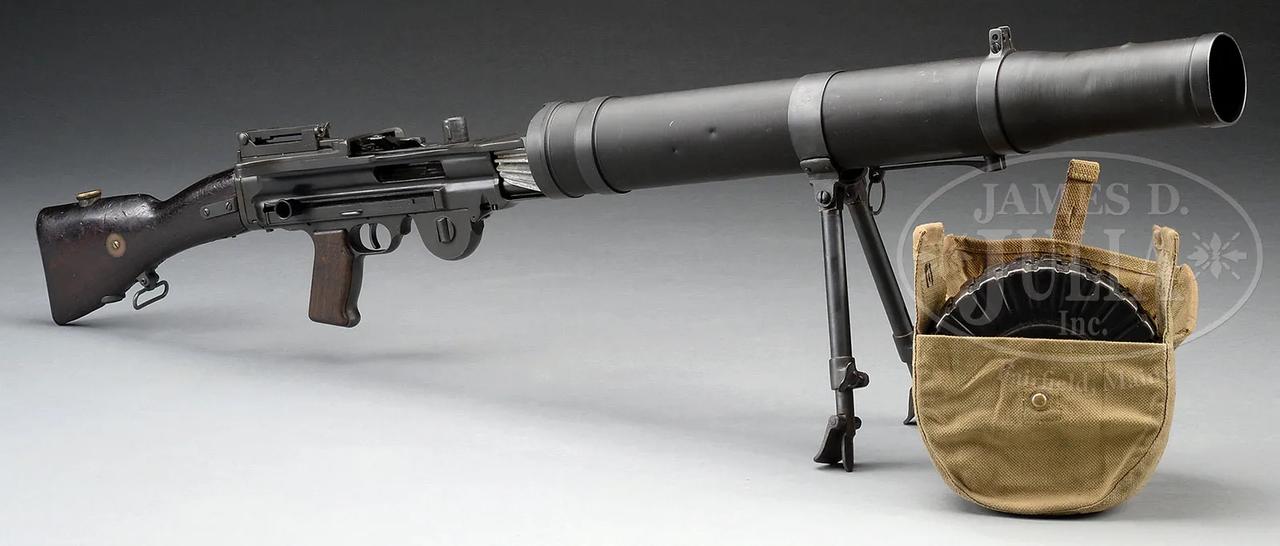 刘易斯1914型轻机枪（古董珍品级）