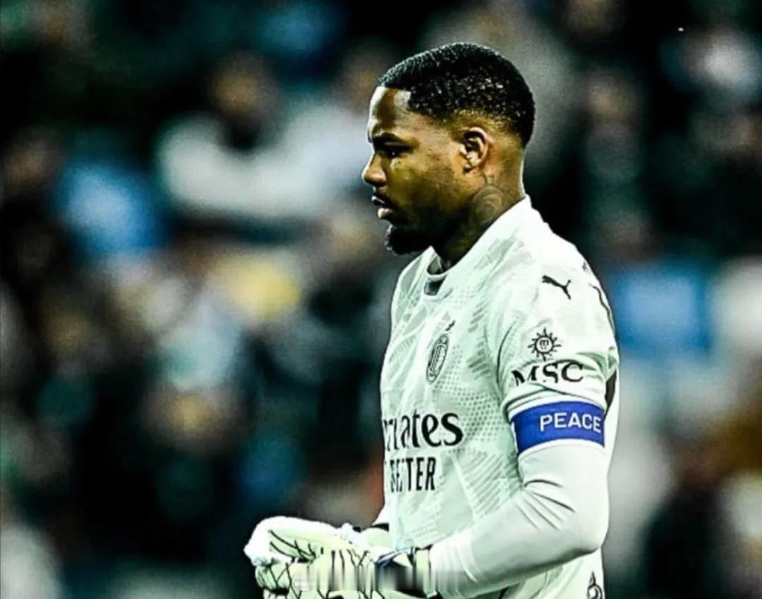 米兰体育总监塔雷在接受DAZN采访时谈到了迈尼昂合同明年到期的问题。塔雷说：“我