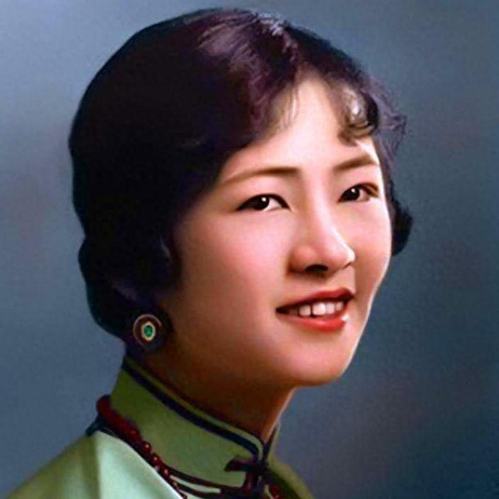 32岁林徽因蓬头垢面，哭着对母亲说：你让我生不如死，不配有孩子“1936年初春
