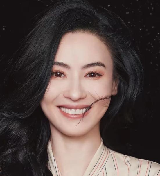 我要是张柏芝大儿子，我是真心坐不住！张柏芝大儿子现在肯定是又急又心疼！