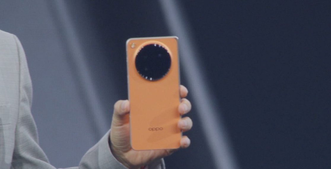 OPPOFindN6折叠厚8.93mm，重225g，金橙、原钛、深黑3