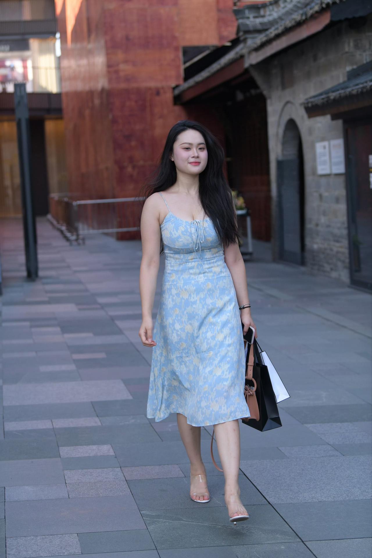 好“旺夫”的美女