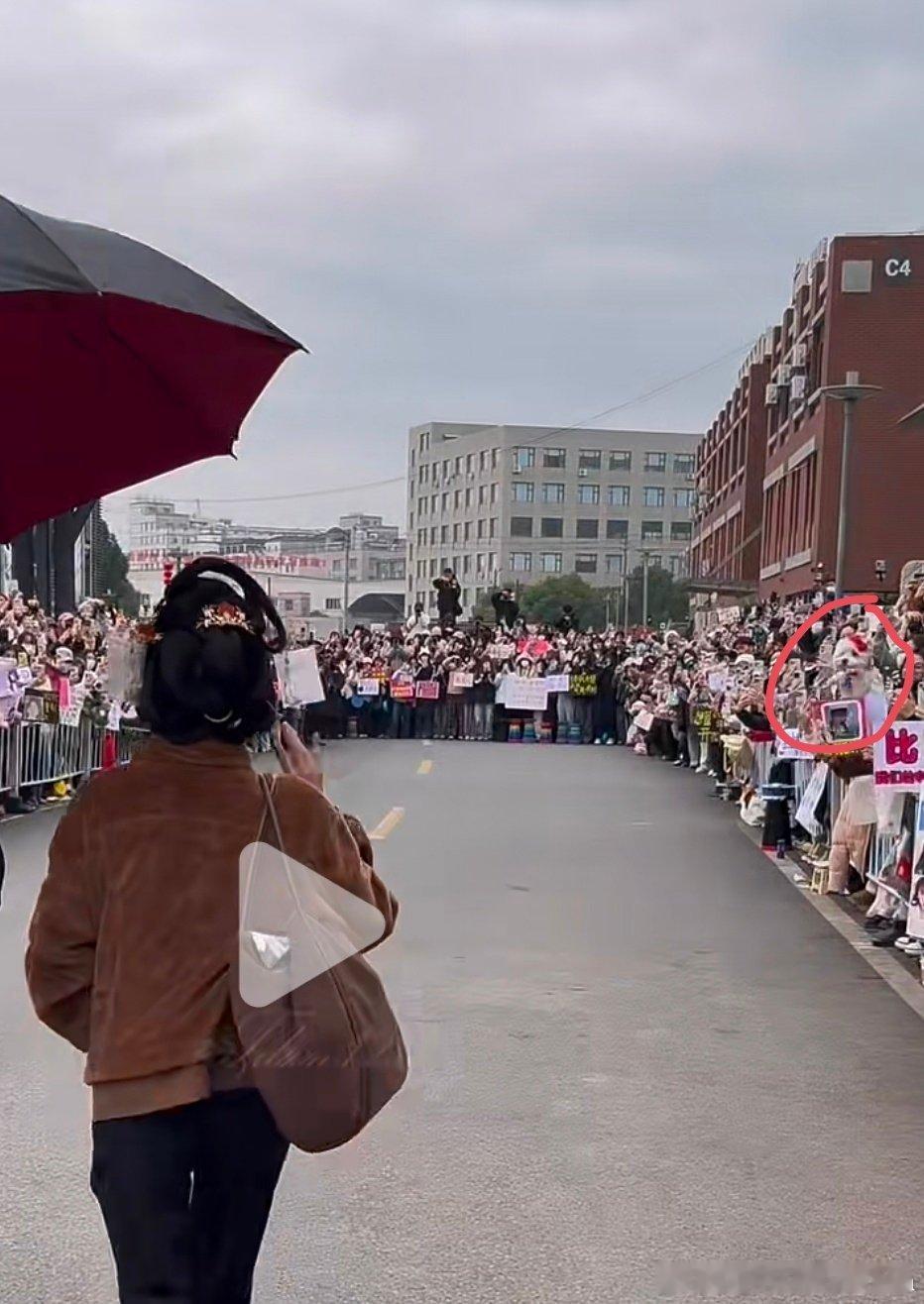 我不行了原来是看到这只可爱的修勾
