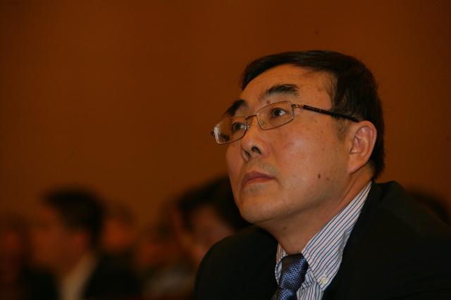 一位老股民的心里话：刘教授的话，说到了我们心坎上在股市摸爬滚打了十几年，说实