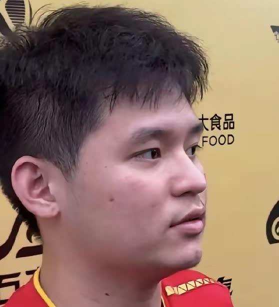 “小石头”长大了，该有新称呼了！林诗栋赛后一句话，戳中人心。“买了票，