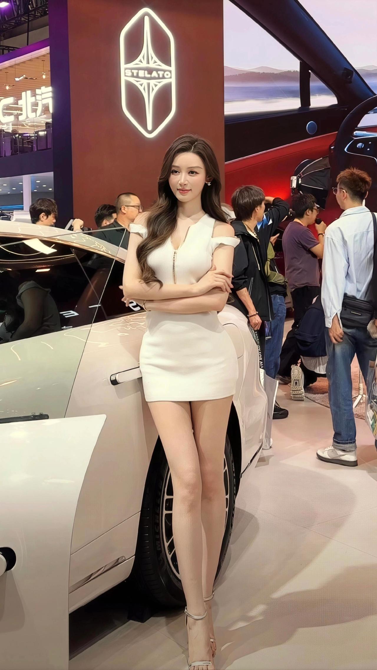 @敏敏💫@小敏～御姐大长腿美女气质这一块拿捏死死的