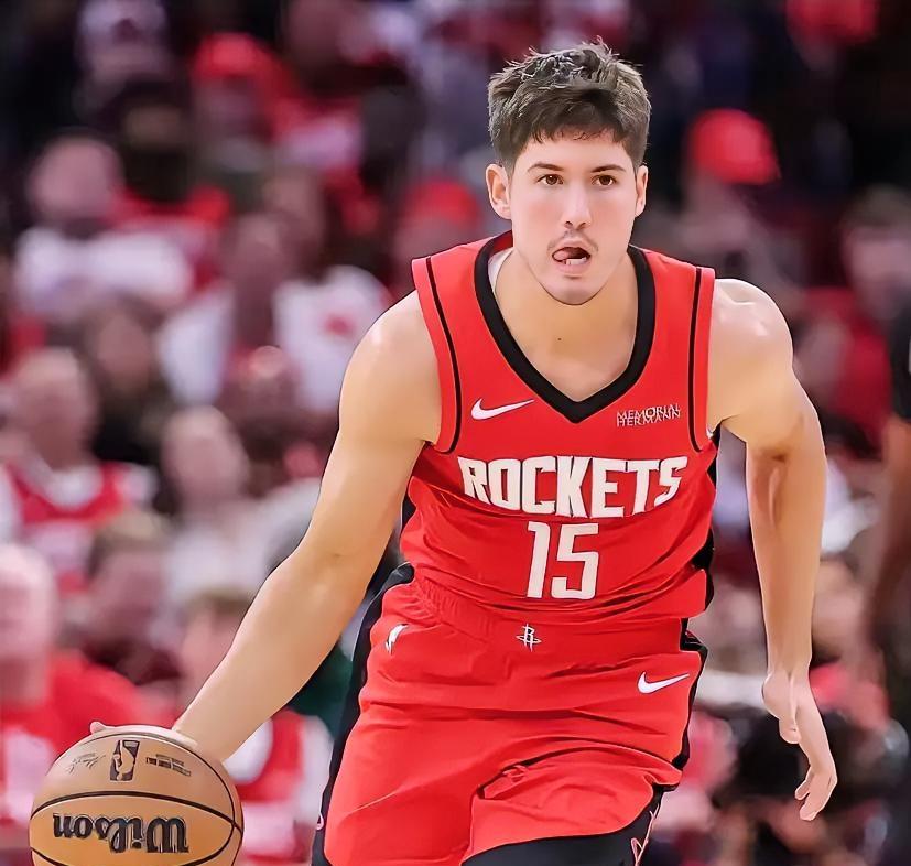 火箭探花秀谢泼德真的进步很快！本赛季简直像换了一个人！上赛季他场均只有4.4