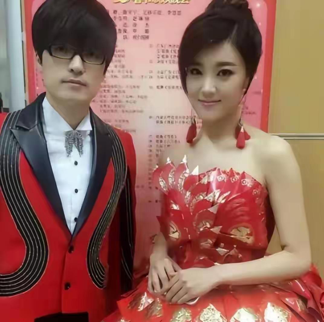 玖月奇迹离婚真相：不是出轨，是两条路走不到一起，所有人都在骂王小海负心汉。说