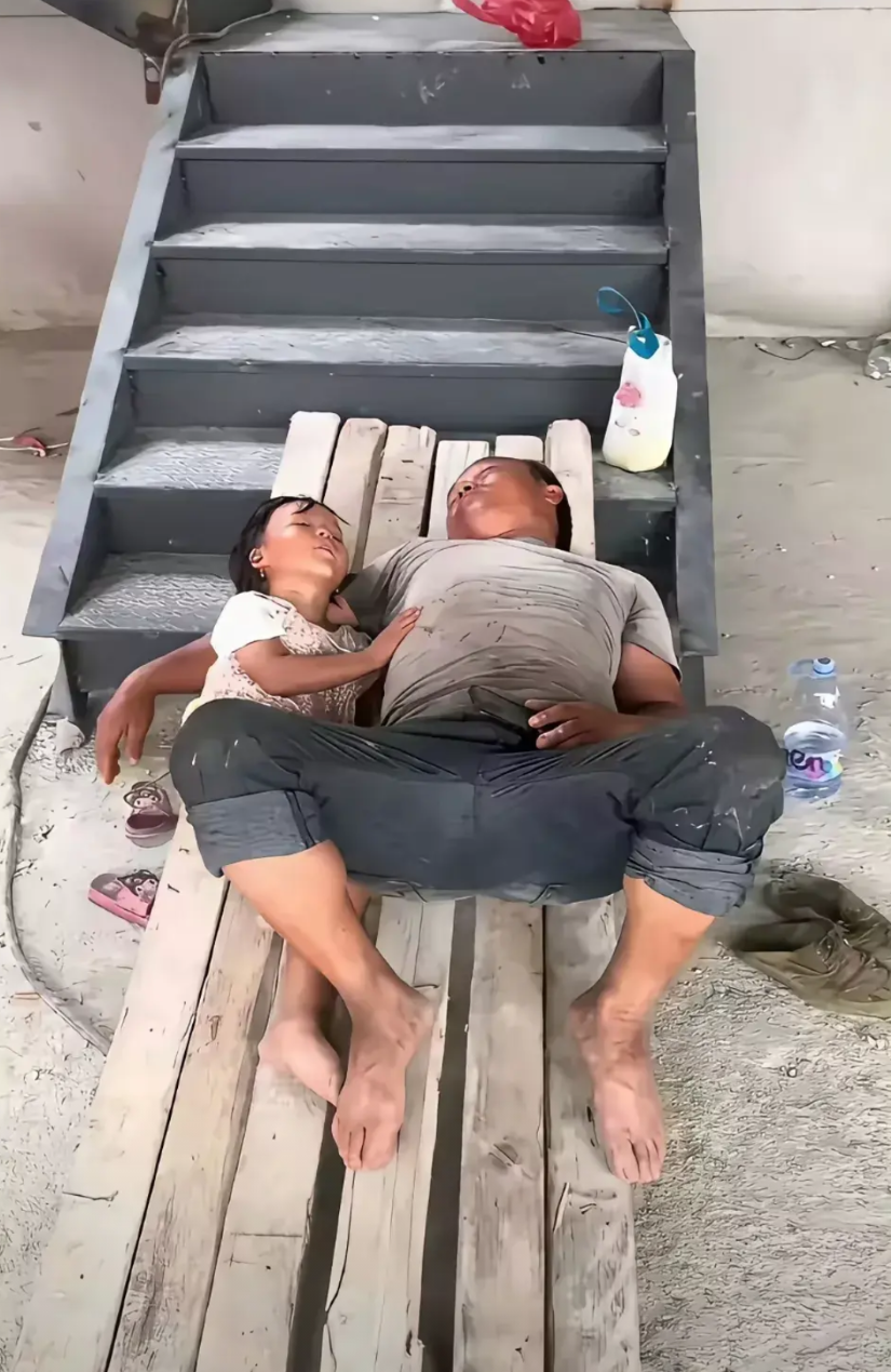“太心酸了！”广东佛山，有一名房东的房子需要装修，所以请来了装修工人为房子装修。