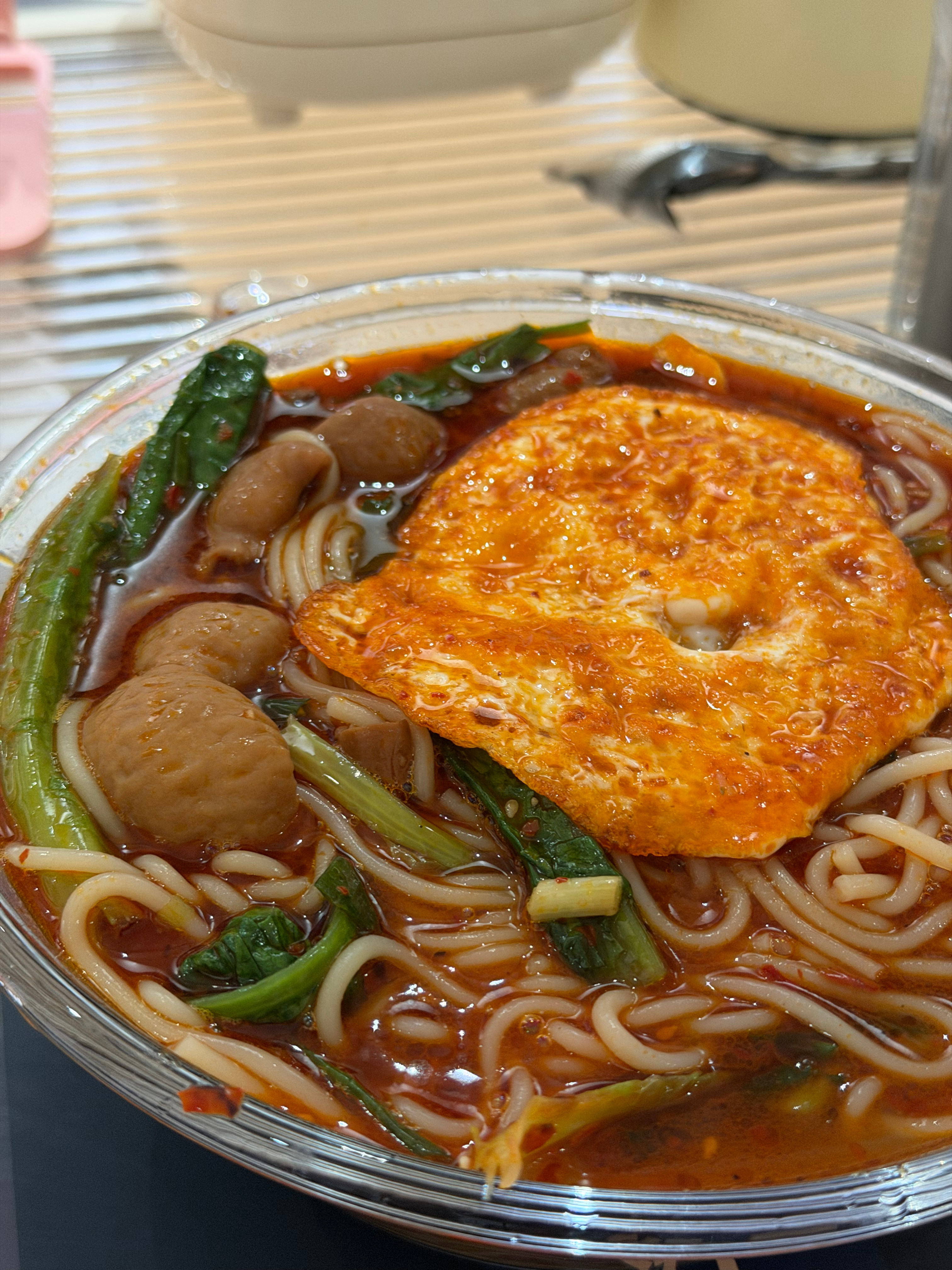 在每天研究新美食中…体重一度到达峰值…袁记云饺金湖叉烧蛋饭铁锅炖gaga韩