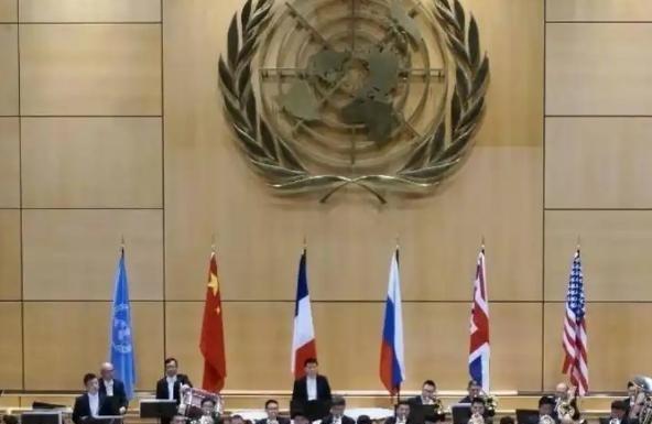 就在中日关系愈演愈烈的时候，一个诡异的现象发生了！现在不仅是美国在给咱们“递刀子