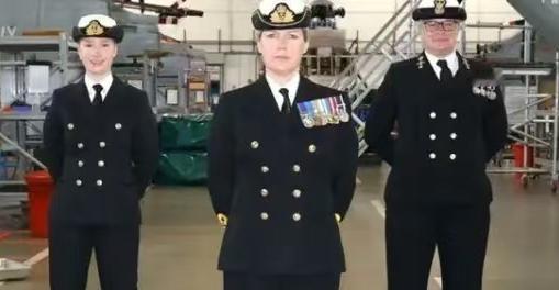 20万英镑改制服纽扣，英国海军的荒唐操作，戳穿多少现实窘境【🤭英国海军将花