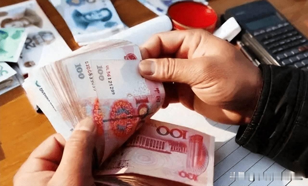 彩票中1000万存银行吃利息，真能躺平一辈子不上班？现在有了答案很多人做梦都想