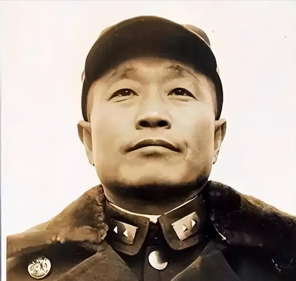 1948年，徐蚌会战谜团，杜聿明晚年坦言，真正劲敌并非粟裕，而是那个总在关键时