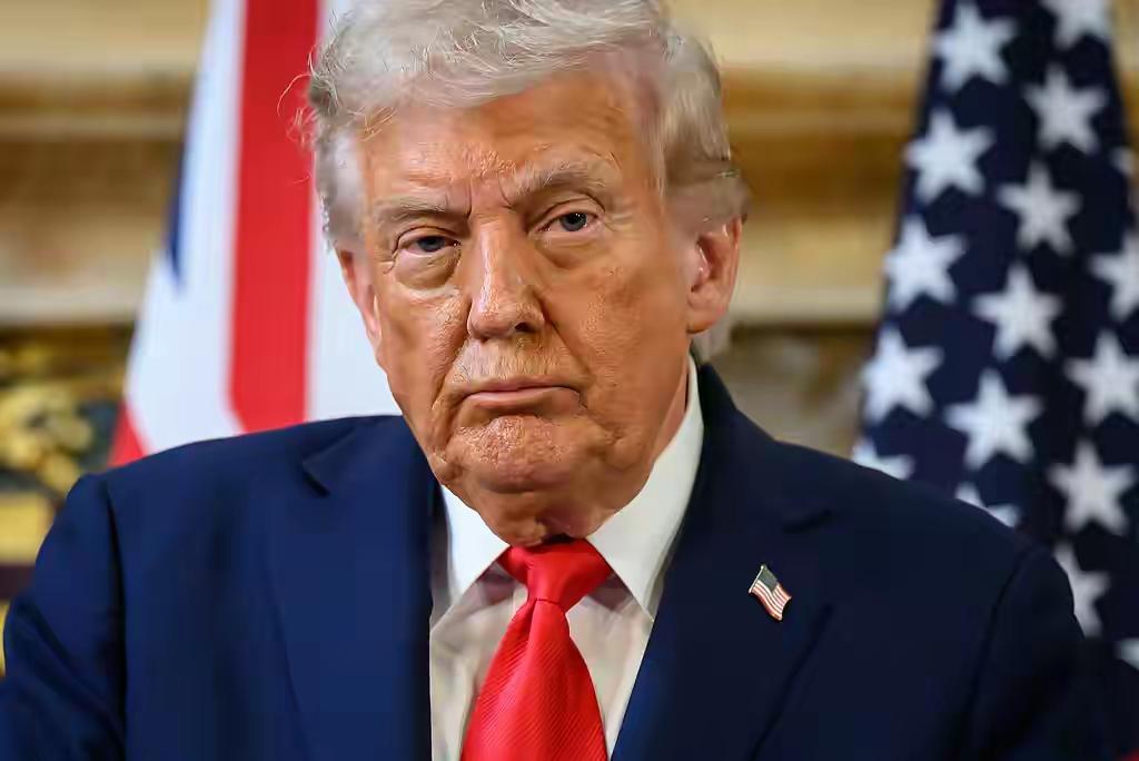 美国久久不能搞定伊朗，对美国的影响是非常大的。一是失去了盟友应该有的信任；二是失