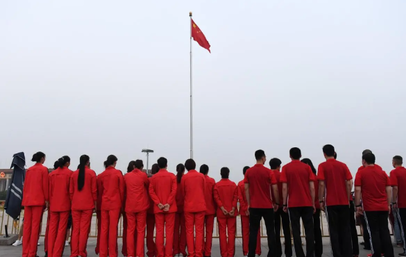 中国女排新气象，教练组信心十足中国女排助理教练杨昊表示：现在这支中国女排非常